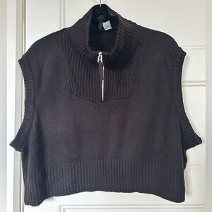 DIVIDED black half zip cropped sweater vest. Size XL.